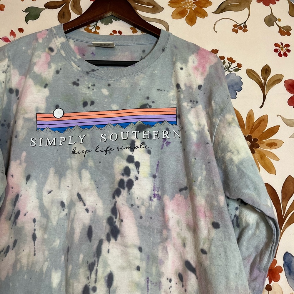 Simply Southern L Goldendoodle Bleach Dye Grunge Camping Long Sleeve Fall Tee - Picture 5 of 10